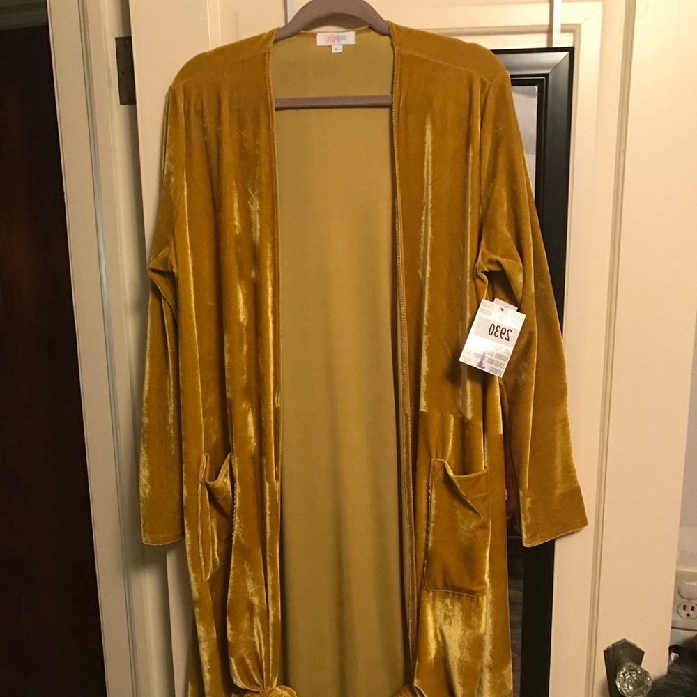 Large Velvet Sarah